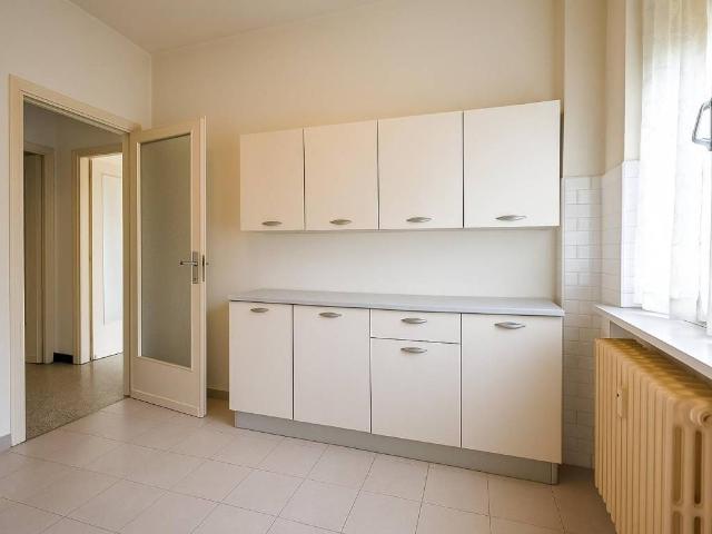 Appartamento in vendita a Bergamo, Lombardia