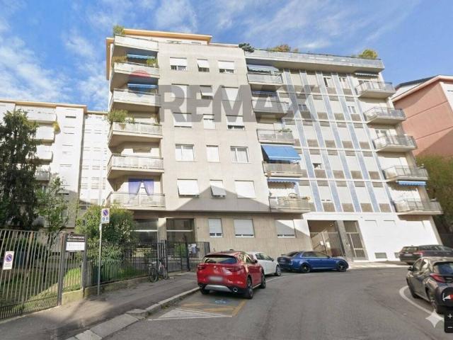 Appartamento in vendita a Bergamo, Lombardia
