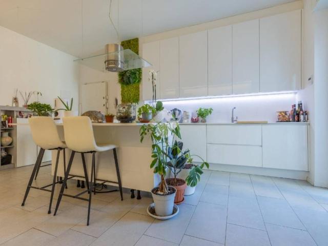 Appartamento in vendita a Bergamo, Lombardia
