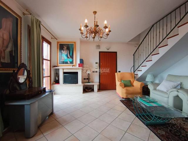 Appartamento in vendita a Bergamo