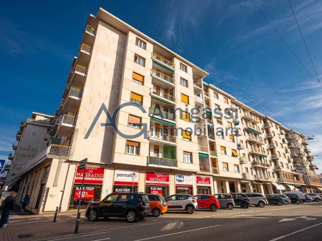 Appartamento in vendita a Borgo Palazzo, Bergamo