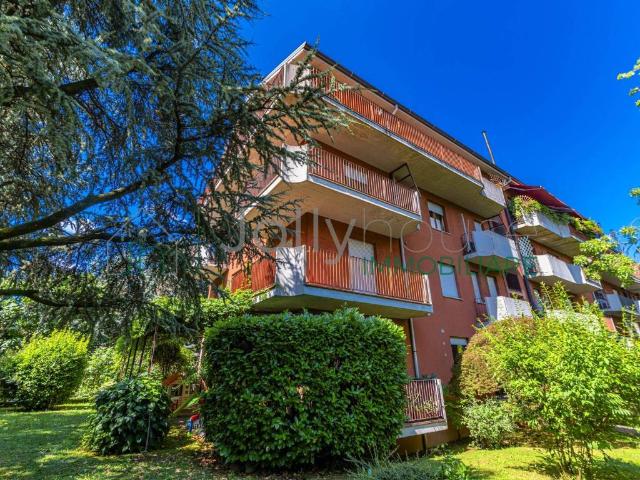 Appartamento in vendita a Redona, Bergamo