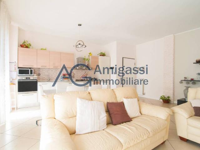 Appartamento in vendita a Bergamo, Lombardia