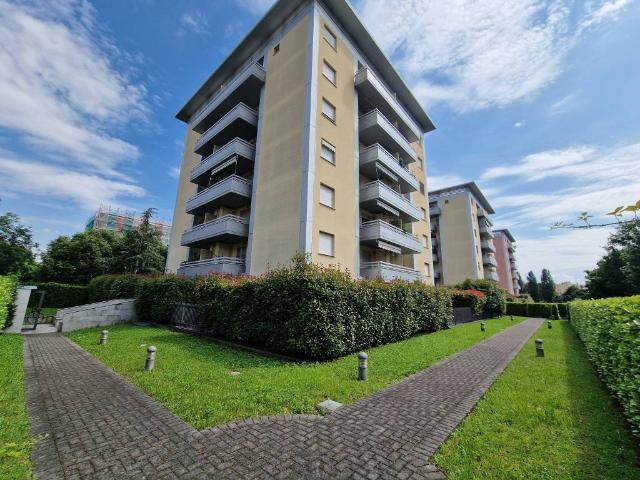 Appartamento in vendita a Celadina, Bergamo