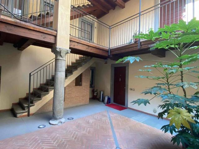 Appartamento in vendita a Città Alta, Bergamo