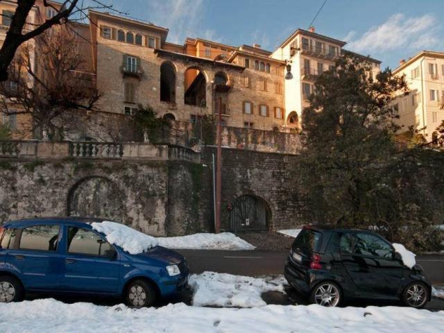 Appartamento in vendita a Città Alta, Bergamo