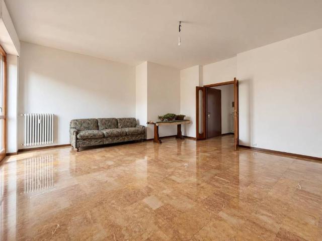 Appartamento in vendita a Malpensata, Bergamo