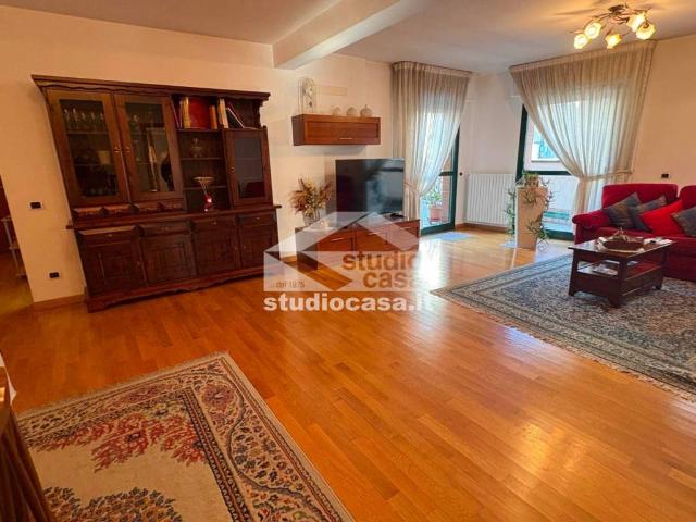 Appartamento in vendita a Borgo Palazzo, Bergamo