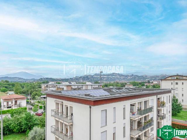 Appartamento in vendita a San Tommaso, Bergamo