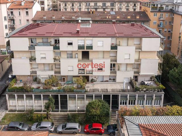 Appartamento in vendita a Città Alta, Bergamo