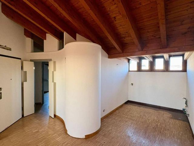 Appartamento in vendita a Borgo Palazzo, Bergamo