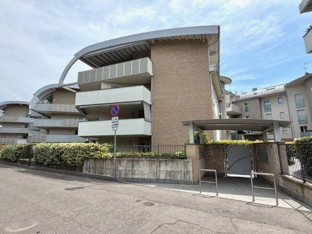 Appartamento in vendita a Villaggio degli Sposi, Bergamo