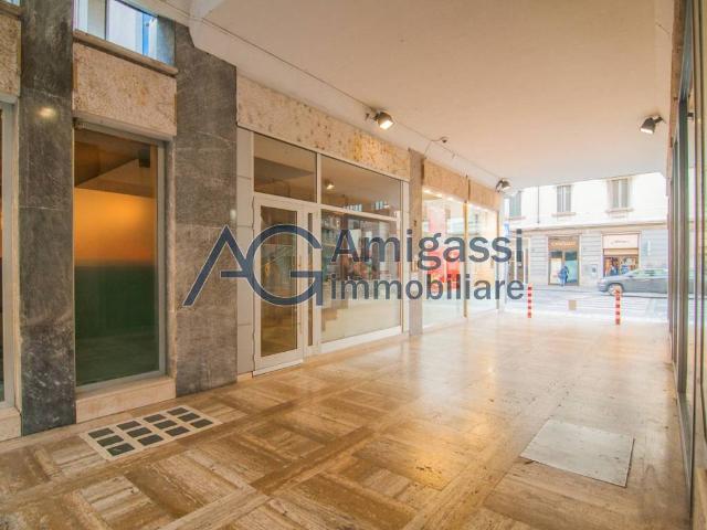 Appartamento in vendita a Borgo Palazzo, Bergamo