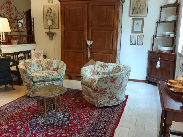 Appartamento in vendita a Bergamo, Lombardia