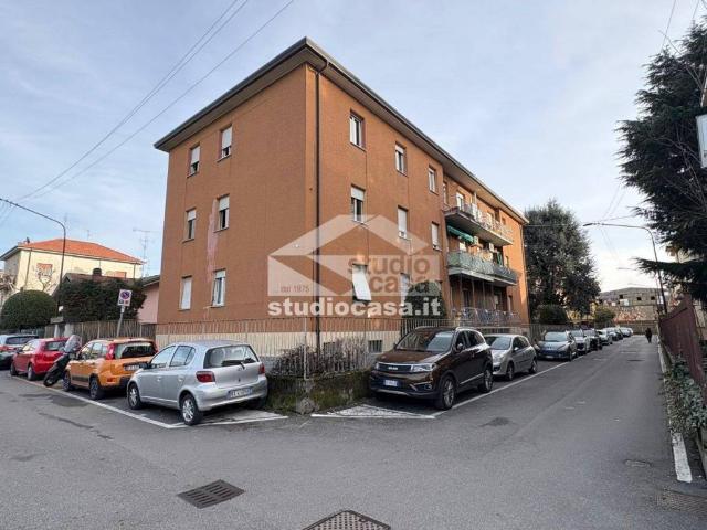 Appartamento in vendita a Bergamo, Lombardia