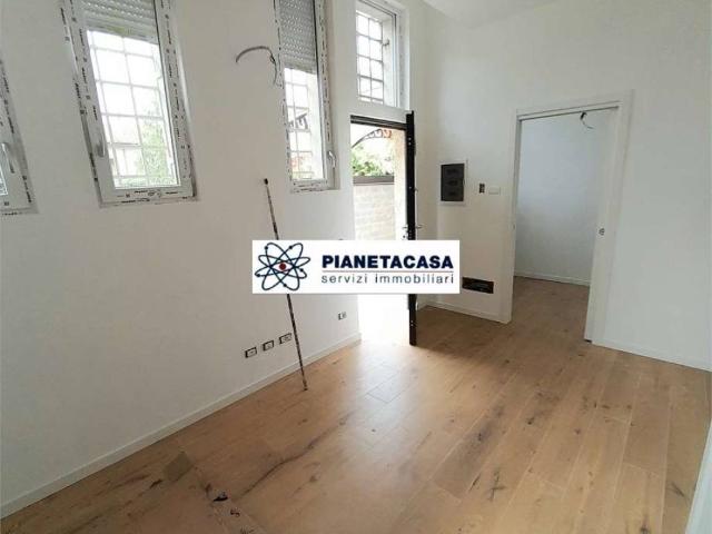 Appartamento in vendita a Bergamo, Lombardia