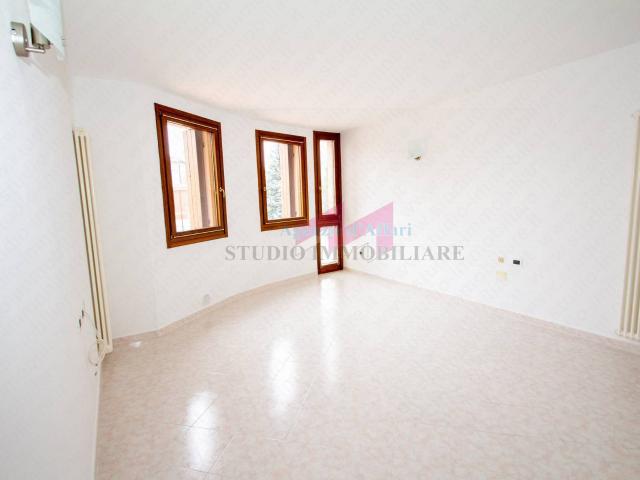 Appartamento in vendita a Bergantino, Veneto