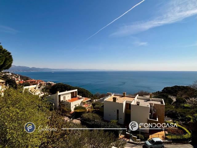 Appartamento in vendita a Costa dei Ginestri, Bergeggi