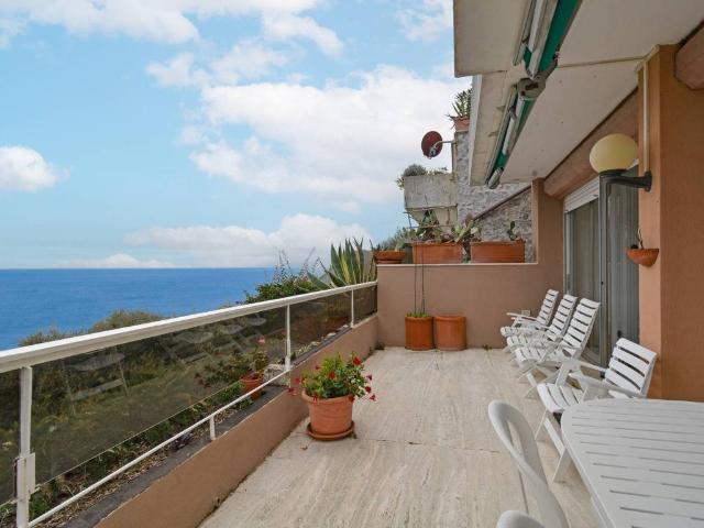 Appartamento in vendita a Costa dei Ginestri, Bergeggi
