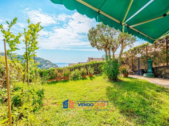 Appartamento in vendita a Costa dei Ginestri, Bergeggi