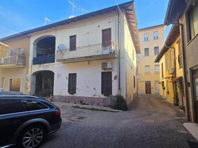 Appartamento in vendita a Villanova, Bernareggio