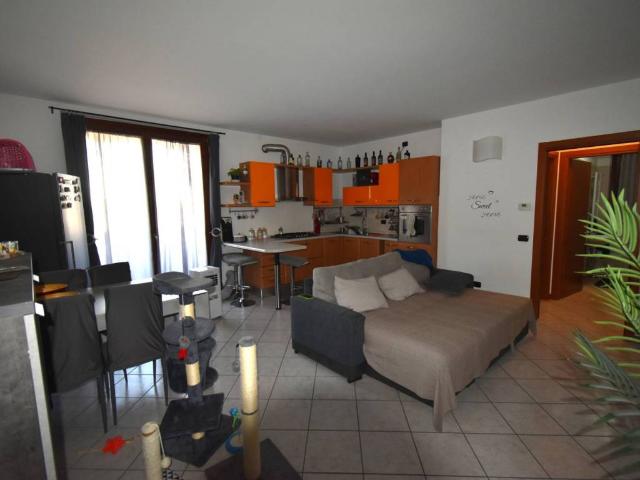 Appartamento in vendita a Villanova, Bernareggio