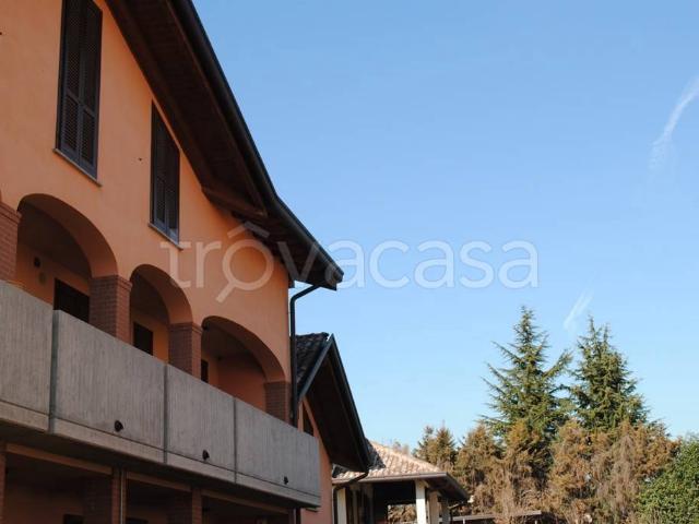 Appartamento in vendita a Casnate con Bernate, Casnate