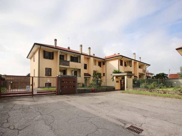 Appartamento in vendita a Casate, Bernate Ticino