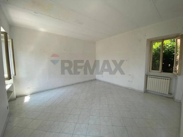 Appartamento in vendita a Cascina Siserana, Besana In Brianza