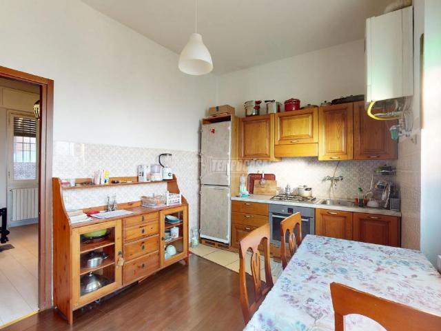Appartamento in vendita a Besana In Brianza, Lombardia