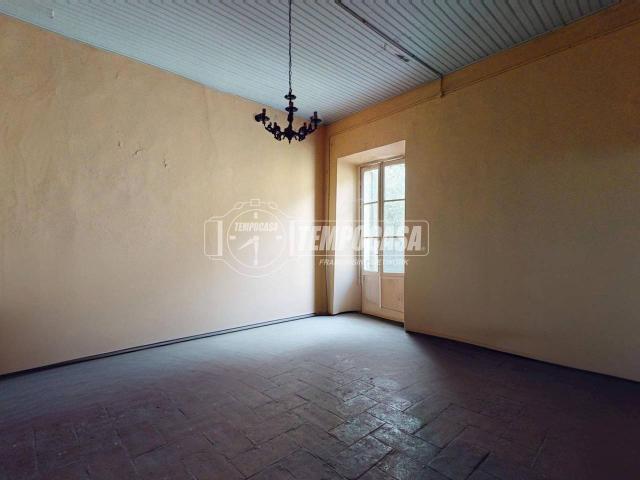 Appartamento in vendita a Besana In Brianza, Lombardia