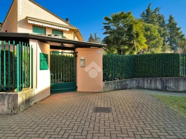Appartamento in vendita a Besana In Brianza, Lombardia