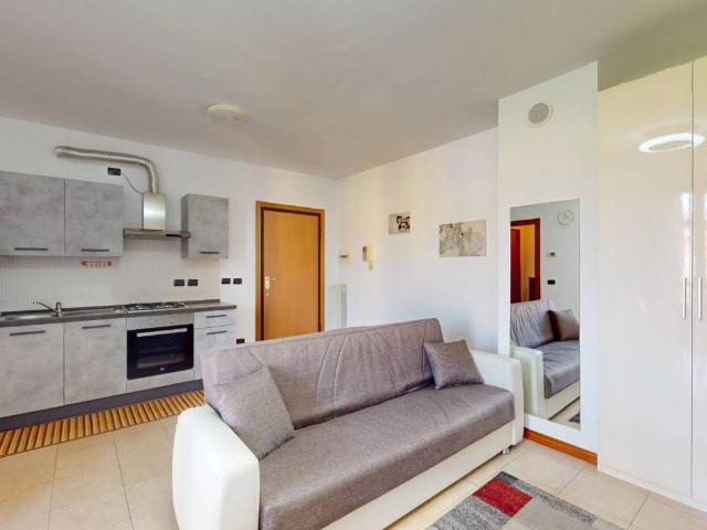 Appartamento in vendita a Valle Guidino, Besana In Brianza