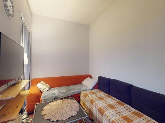 Appartamento in vendita a Besana In Brianza, Lombardia