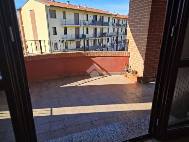 Appartamento in vendita a Montesiro, Besana In Brianza