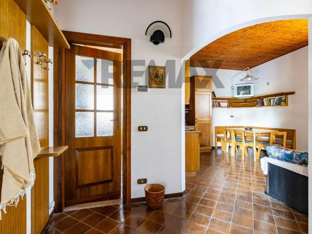 Appartamento in vendita a Montesiro, Besana In Brianza