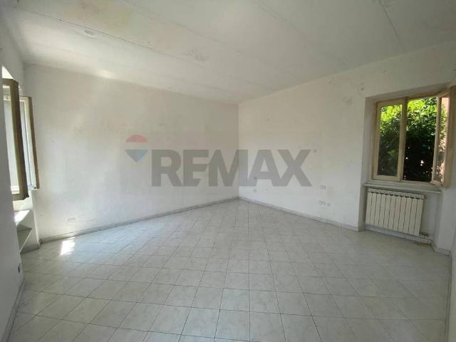 Appartamento in vendita a Cascina Siserana, Besana In Brianza