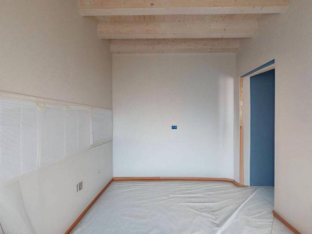 Appartamento in vendita a Besana In Brianza, Lombardia