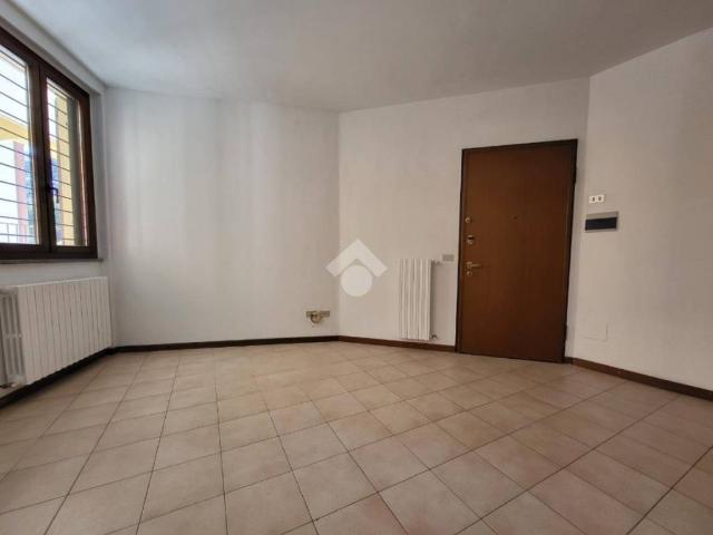 Appartamento in vendita a Besana In Brianza, Lombardia