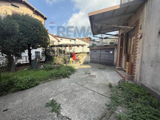 Appartamento in vendita a Molino Ginaga, Besano