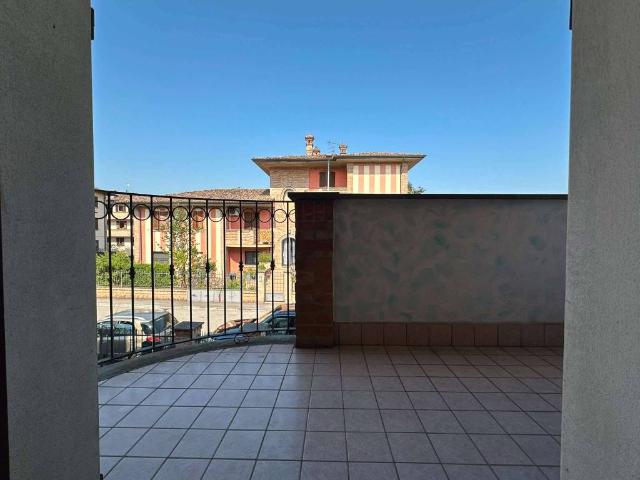 Appartamento in vendita a Besenzone, Reggio Emilia