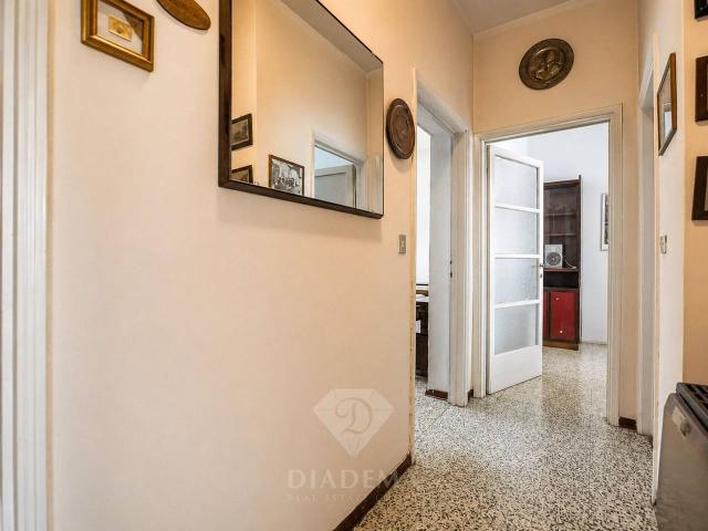 Appartamento in vendita a Besnate, Lombardia