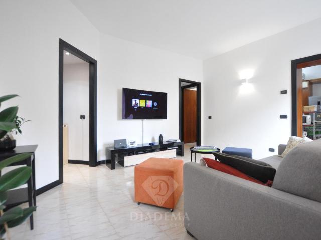 Appartamento in vendita a Besnate, Lombardia