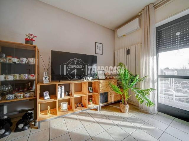 Appartamento in vendita a Geretta, Besnate