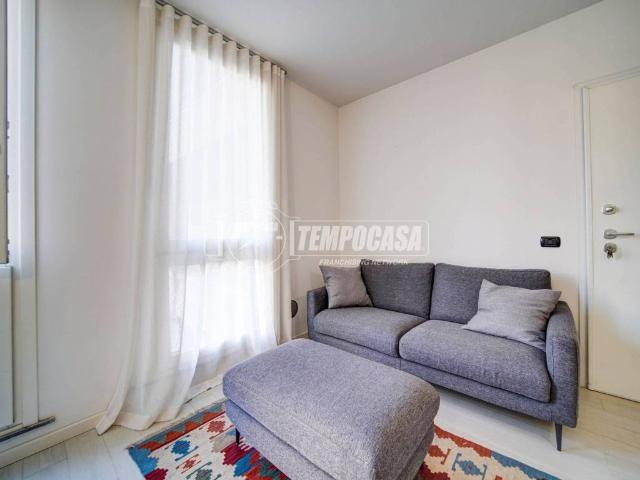 Appartamento in vendita a Geretta, Besnate