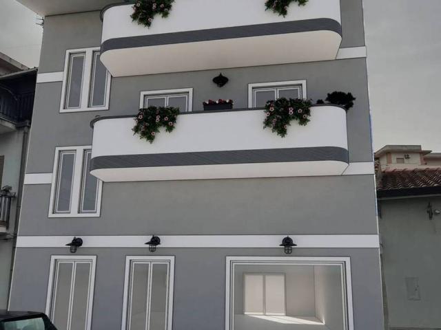 Appartamento in vendita a Calabria, Reggio Calabria