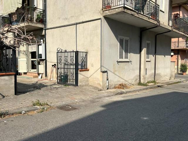 Appartamento in vendita a Calabria, Reggio Calabria