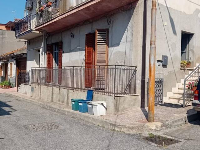 Appartamento in vendita a Calabria, Reggio Calabria