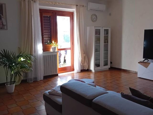 Appartamento in vendita a Calabria, Reggio Calabria