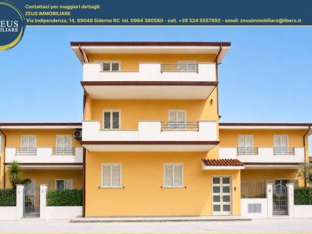 Appartamento in vendita a Calabria, Reggio Calabria